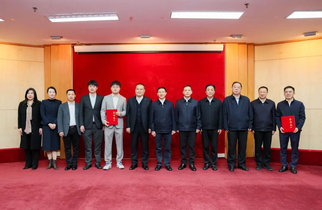 总投资150亿元！上海东方龙商务集团精准推动雨森集团年产能150万吨纸品全产业链投资选址项目正式落地广西贺州